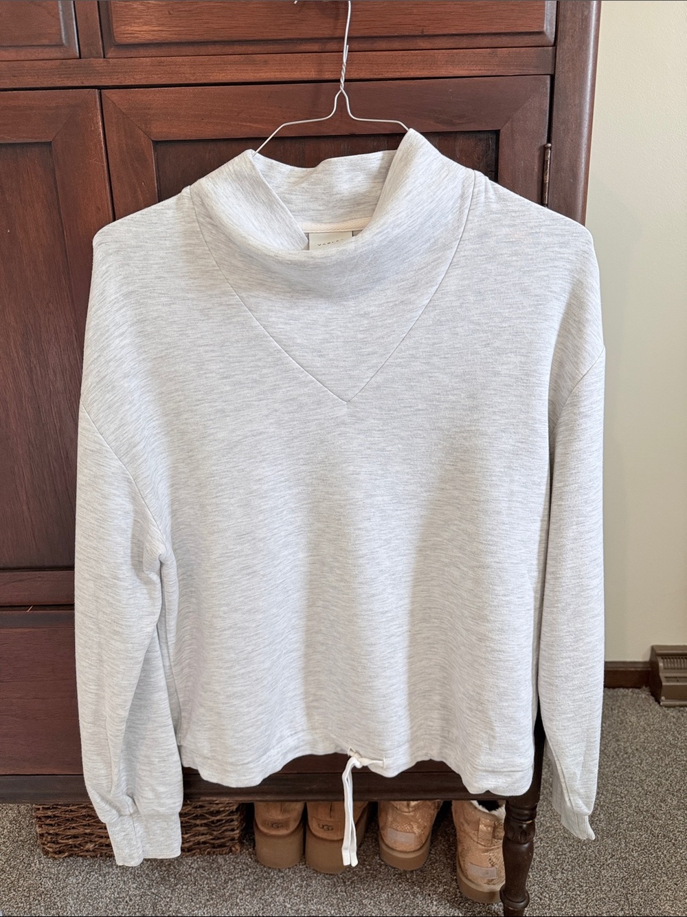 Varley Light Gray Set
